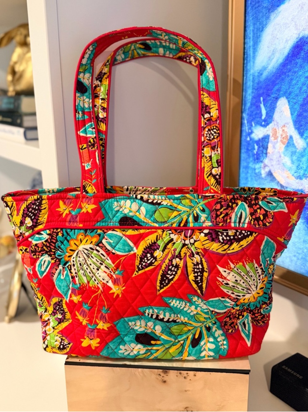 Vera Bradley Small Hathaway Tote Bag in Red with Turquoise Yellow & Greens NWOT - Picture 5 of 12